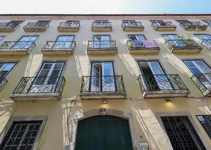 LR Guest House Lisboa
